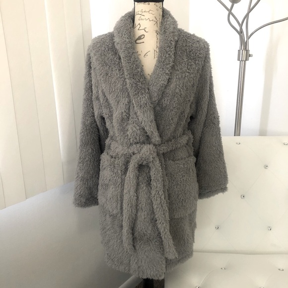 NWT Natori Plush Silver/Gray Short Eyelash Robe XS - Picture 4 of 12